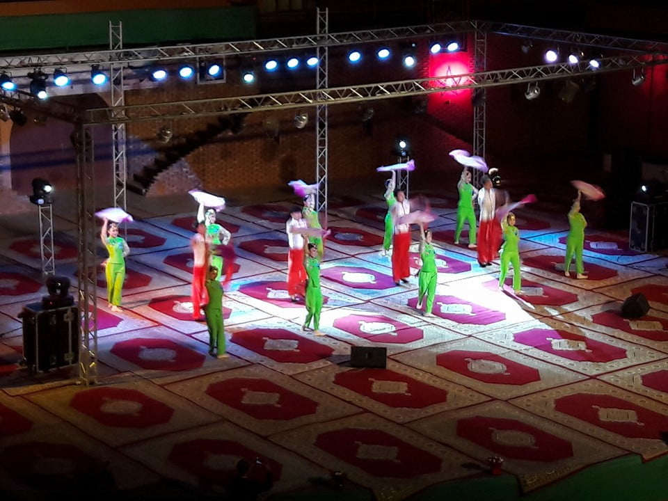160 ألف سيارة تخْنُق الشريط السياحي لأكادير فيالويكاند